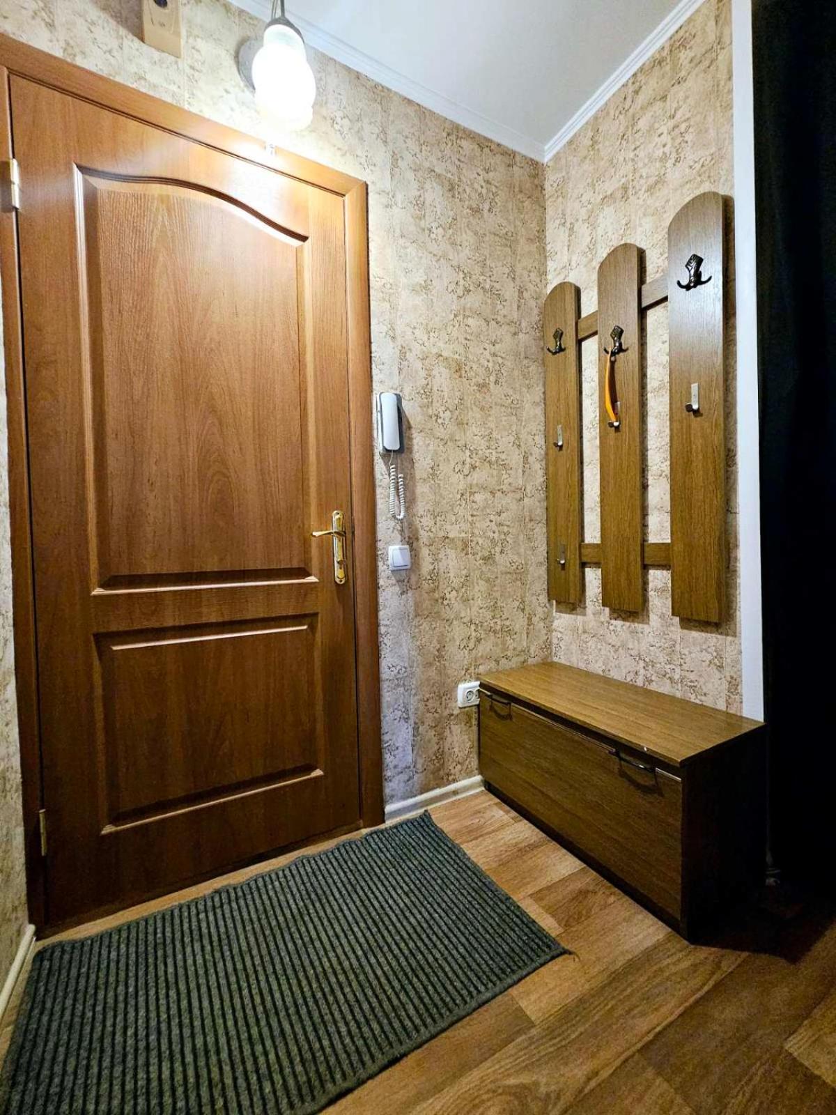 Аккуратная , Чистая Квартира На Пр Гагарина 169 Dnipro Exterior photo